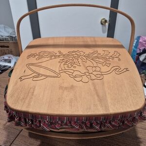 XL 1993 Longaberger Hostess Christmas Basket